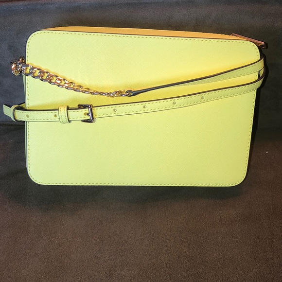 NWT Authentic Michael Kors Large Jet Set Crossbody - Picture 2 of 7